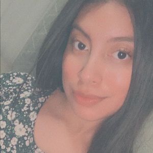 Meet your Posher, Reyna